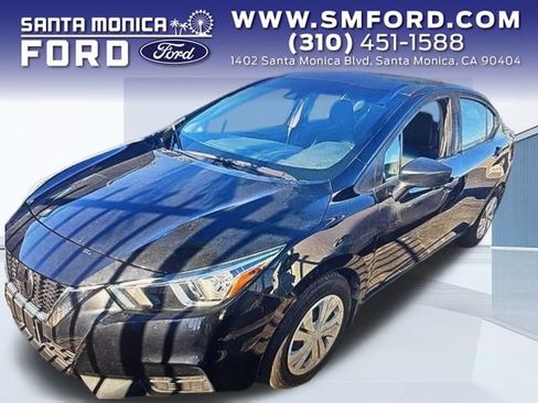 Used 2020 Nissan Versa S image 1