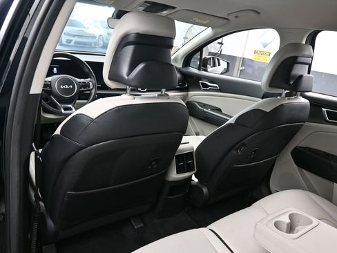 Used 2023 Kia Sportage EX image 36