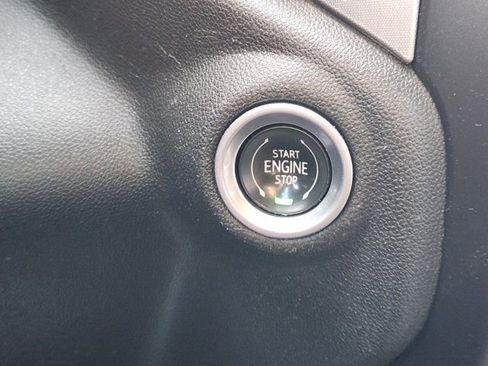 Used 2019 GMC Sierra 1500 SLT w/ SLT Premium Plus Package image 8