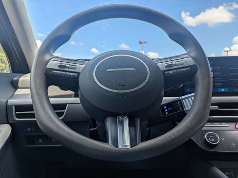 Used 2025 Hyundai Sonata SEL FWD image 21