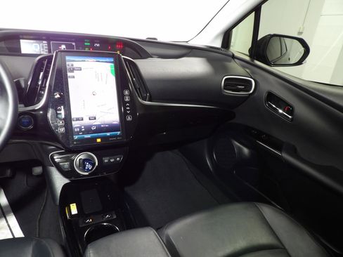 Used 2021 Toyota Prius Prime Limited w/ Carpet Mat Package (TMS) image 15