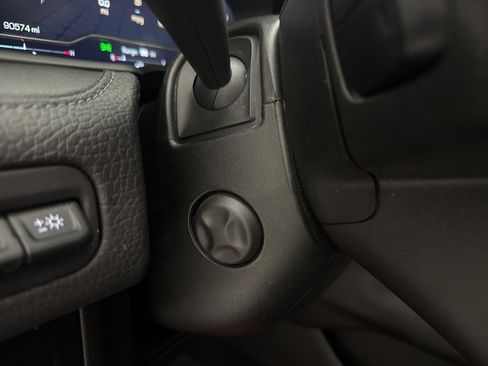 Used 2022 GMC Yukon Denali image 29