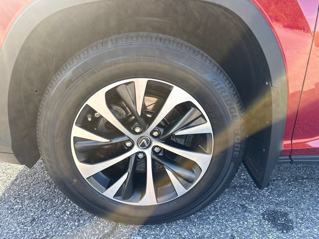 Used 2021 Lexus RX 350L Premium w/ Premium Package AWD/4WD image 36
