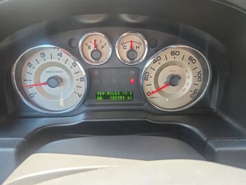 Used 2010 Ford Edge SEL FWD image 6