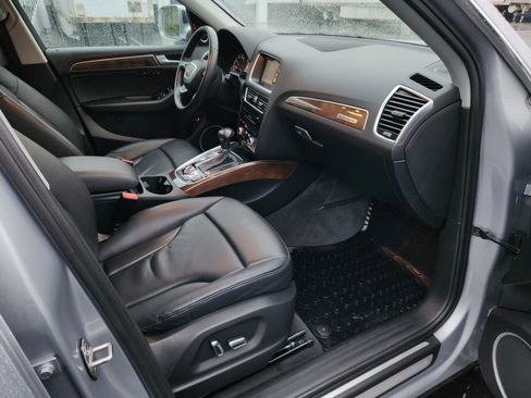 Used 2015 Audi Q5 2.0T Premium Plus w/ Technology Package image 18