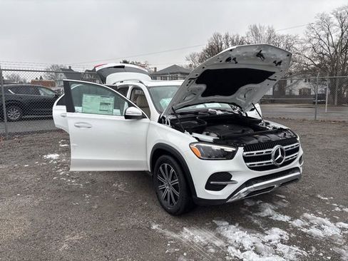 Used 2025 Mercedes-Benz GLE 350 4MATIC image 30