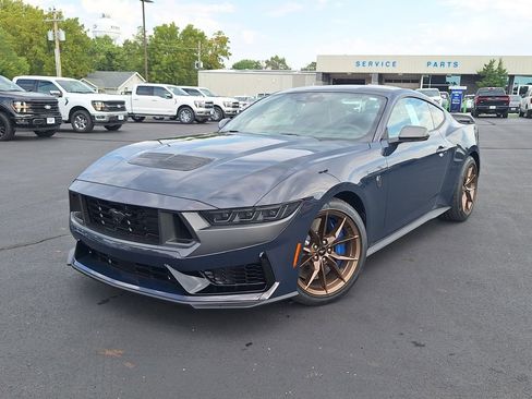 New 2025 Ford Mustang Dark Horse image 27