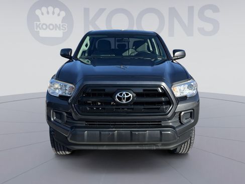 Used 2017 Toyota Tacoma SR w/ Tow Package image 11