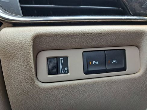 Used 2015 Cadillac ATS Luxury w/ Sun And Sound Package image 15