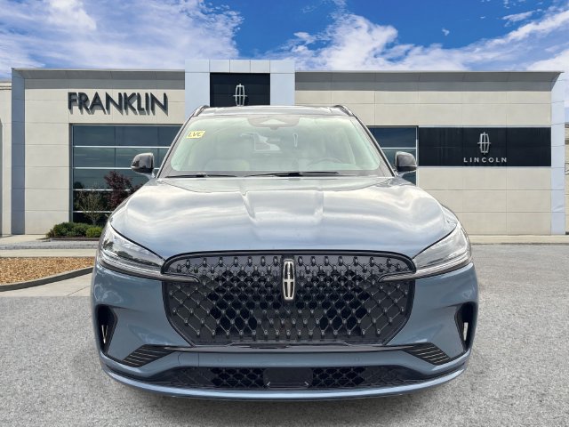 New 2026 Lincoln Aviator 2WD w/ Jet Appearance Package image 2