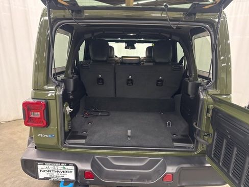 Used 2024 Jeep Wrangler Unlimited Sahara w/ Safety Group image 20