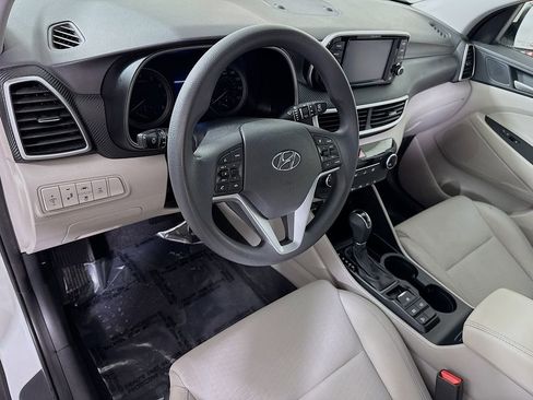 Used 2020 Hyundai Tucson Value w/ Cargo Package image 17
