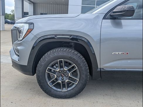 New 2026 GMC Terrain AT4 AWD/4WD image 11