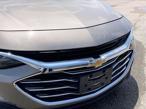 Used 2023 Chevrolet Malibu LT FWD image 34