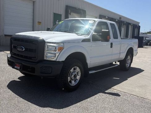 Used 2012 Ford F250 XL w/ PWR Equipment Group AWD/4WD image 3
