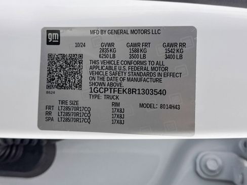 Used 2024 Chevrolet Colorado ZR2 image 36