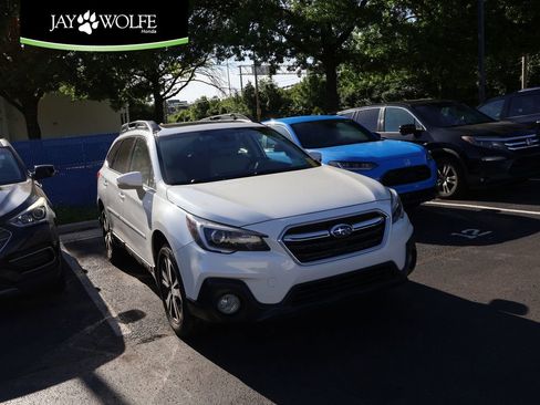 Used 2018 Subaru Outback 2.5i Limited AWD/4WD image 1