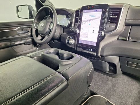 Used 2025 RAM 1500 Laramie AWD/4WD image 27