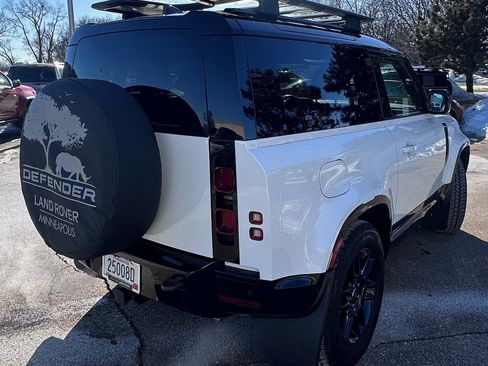 Certified 2023 Land Rover Defender 90 X-Dynamic SE image 5