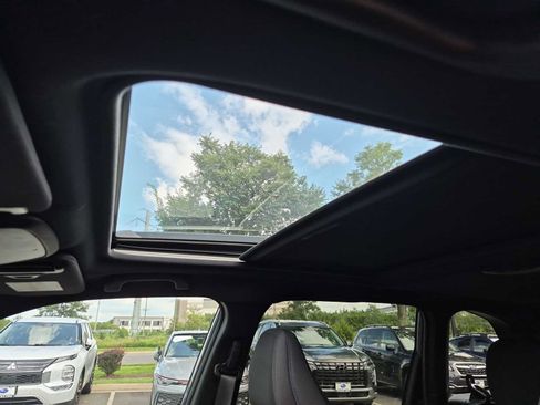 Used 2026 Subaru Forester Premium AWD/4WD image 19