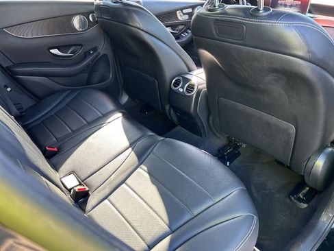 Used 2018 Mercedes-Benz GLC 300 4MATIC image 11