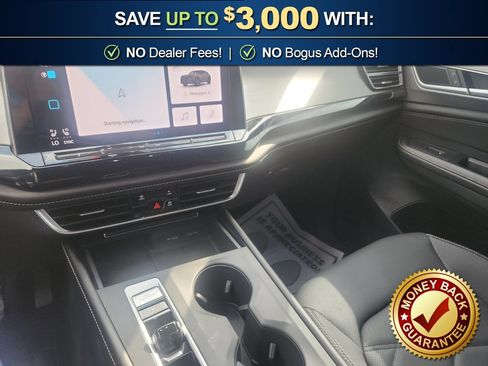 Used 2024 Volkswagen Atlas Cross Sport SE FWD image 28