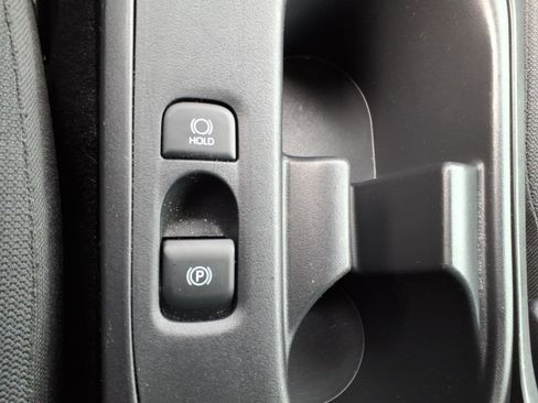 Used 2025 Toyota Corolla LE w/ Convenience Package image 34