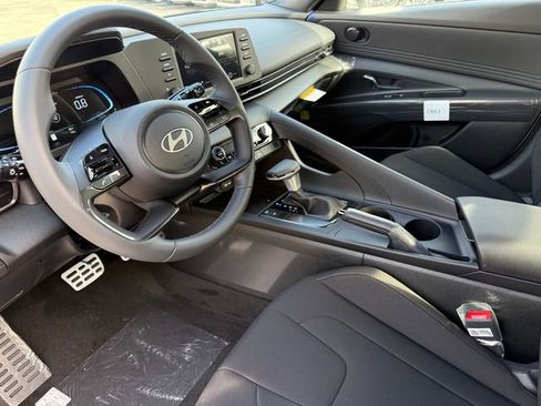 New 2026 Hyundai Elantra Sport image 21