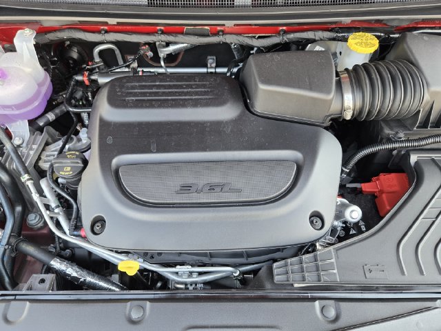 New 2027 Chrysler Pacifica Select FWD image 24