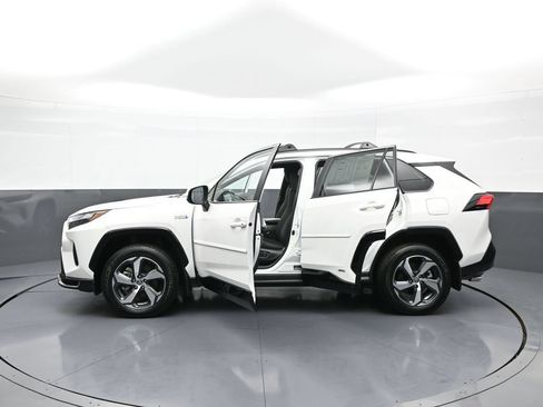Used 2023 Toyota RAV4 SE w/ Weather & Moonroof Package AWD/4WD image 44