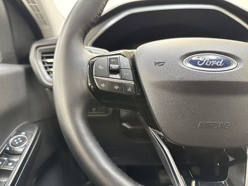 Used 2025 Ford Escape SE FWD image 17