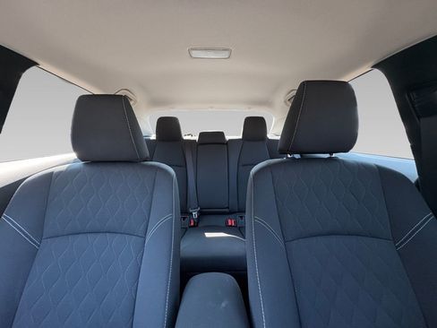 Used 2025 Toyota Corolla LE image 2