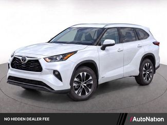 Used 2026 Toyota Highlander XLE AWD/4WD video 1