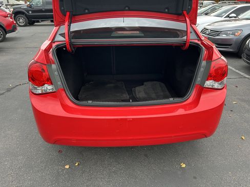 Used 2016 Chevrolet Cruze LT image 5