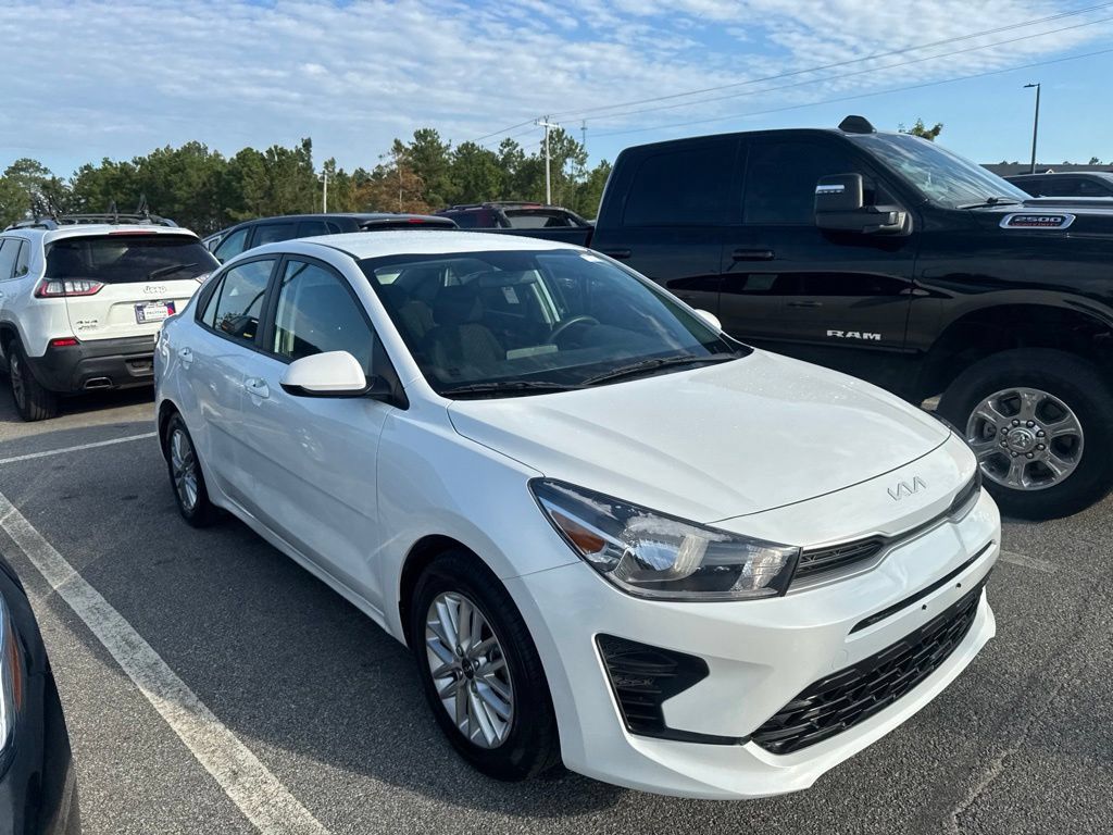 Used 2023 Kia Rio LX FWD image 4