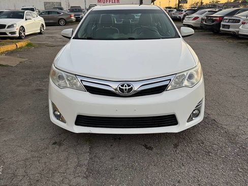 Used 2012 Toyota Camry XLE image 8