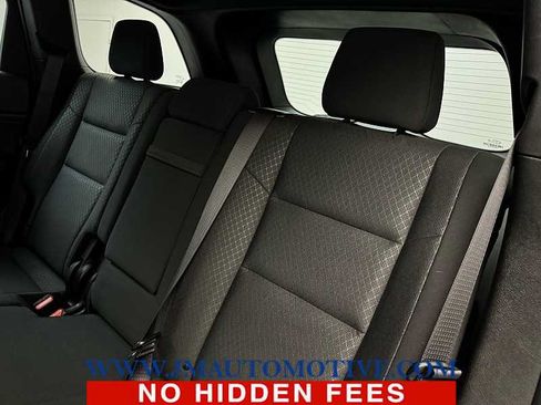 Used 2019 Jeep Grand Cherokee Laredo w/ Security & Convenience Group AWD/4WD image 15