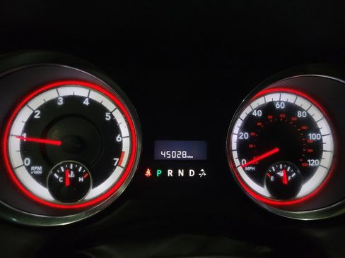 Used 2015 Dodge Grand Caravan American Value Package image 23