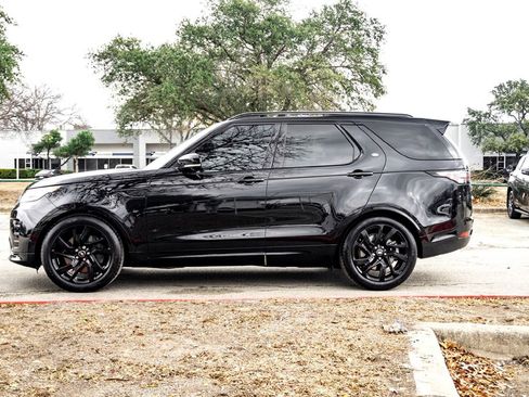 Used 2024 Land Rover Discovery Dynamic SE image 8