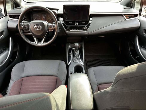 Used 2023 Toyota Corolla SE w/ SE Premium Package FWD image 17