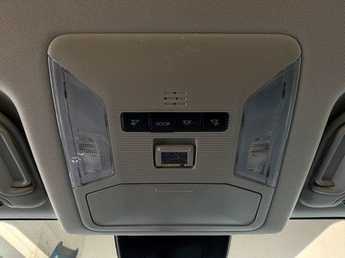 Used 2023 Toyota RAV4 XLE FWD image 17