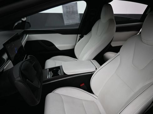 Used 2022 Tesla Model X Plaid AWD/4WD image 21
