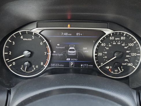 Used 2025 Nissan Altima 2.5 SV FWD image 19