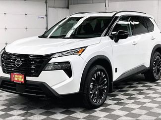 New 2026 Nissan Rogue Dark Armor FWD video 2