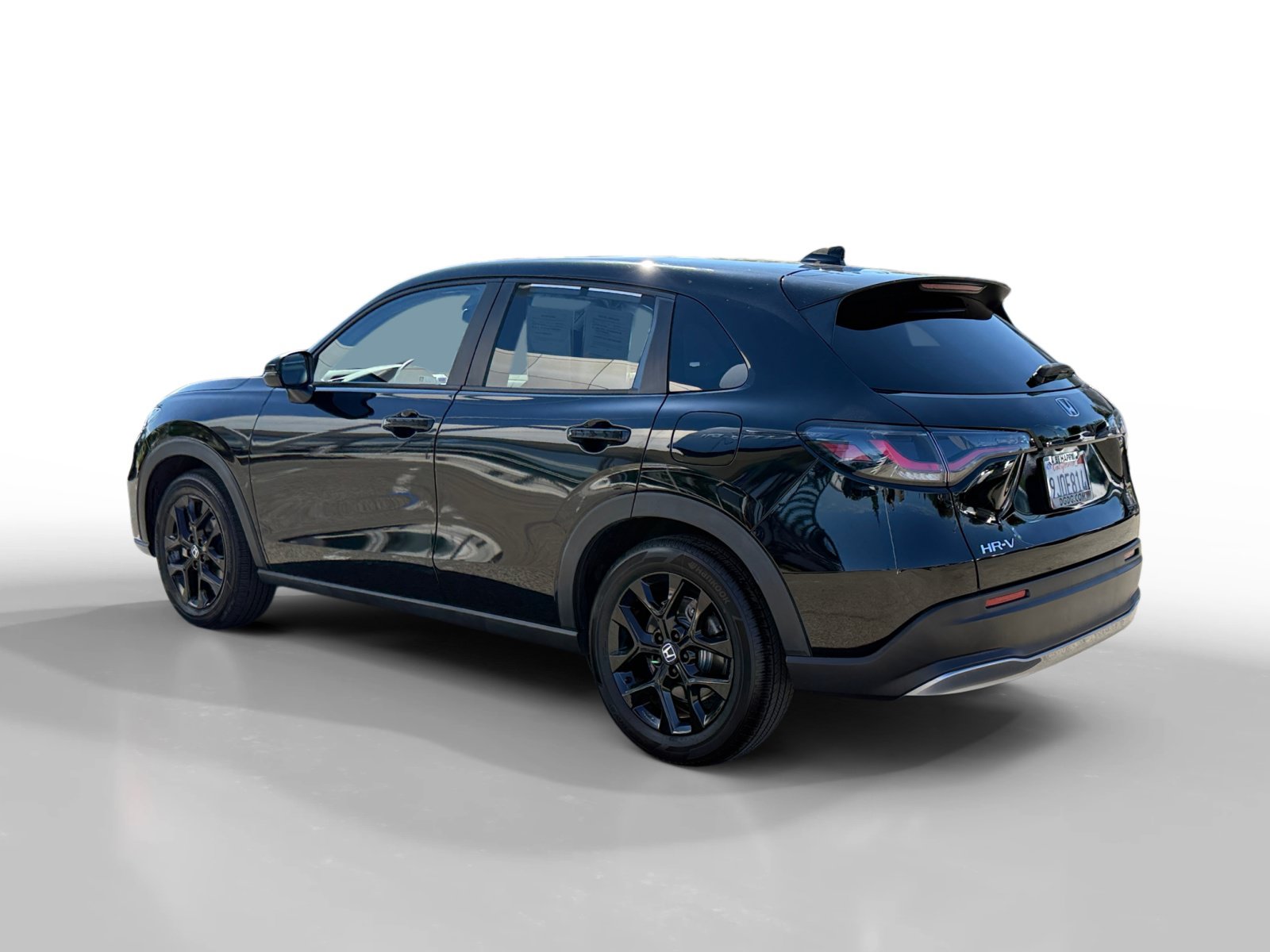 Used 2024 Honda HR-V Sport image 3