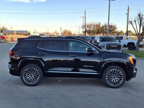 New 2026 GMC Terrain Denali w/ LPO, Floor Liner Package image 2