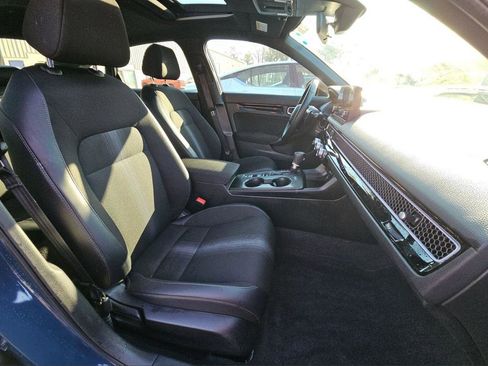 Used 2025 Honda Civic Sport image 16