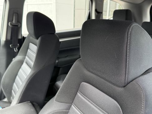 Used 2019 Honda CR-V LX image 14