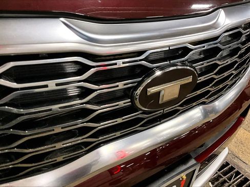 Used 2020 Kia Telluride S image 28