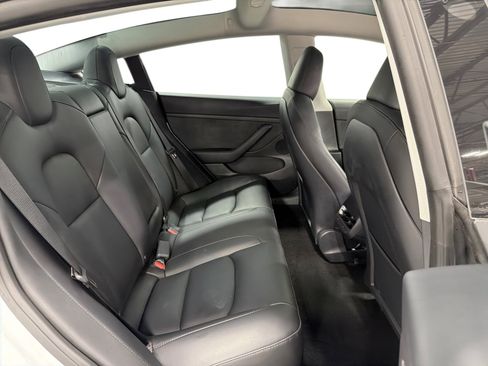 Certified 2023 Tesla Model 3 Standard Range RWD image 11